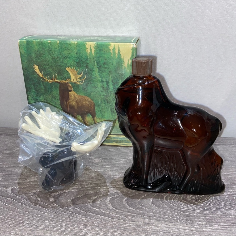 VINTAGE AVON Alaskan Moose Collectible Deep Woods After Shave In Box